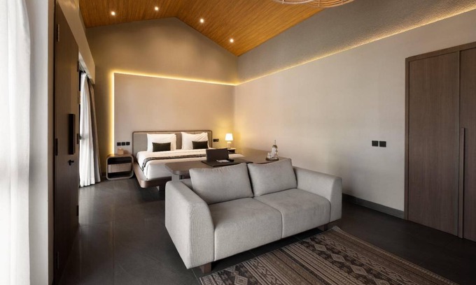 Setiabudi Villa | 321 m² Villa ∙ 3 bedrooms ∙ 11 guests