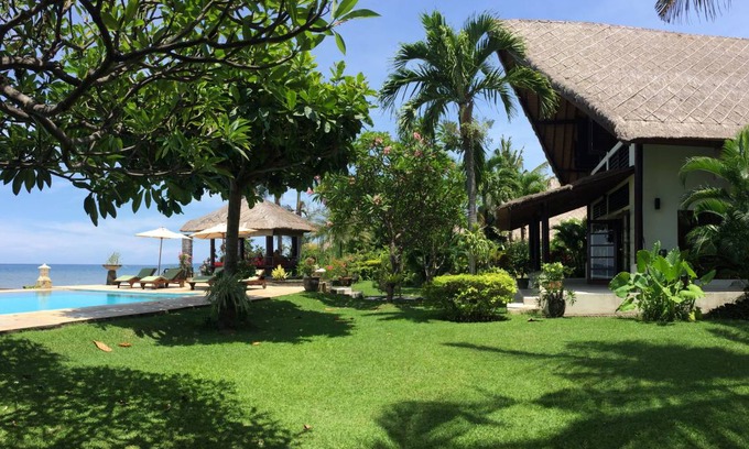 Dencarik Villa | 345 m² Villa ∙ 3 bedrooms ∙ 7 guests