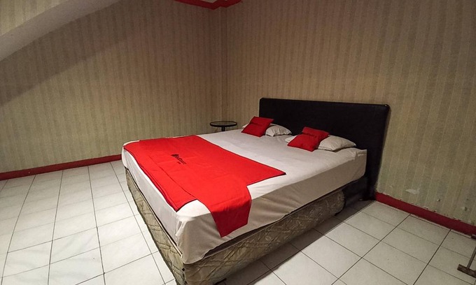 Manado City Centre Hotel | 36 m² Hotel ∙ 4 guests