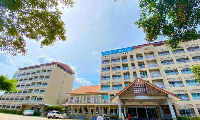 Nakhon Sawan Resort | 36 m² Resort ∙ 5 guests