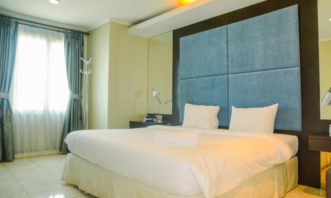 Kelapa Gading Barat Apartment | 3BR Penthouse at MOI Kelapa Gading Square Apartment By Travelio
