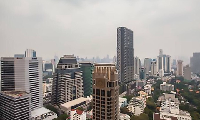 Thung Maha Mek House | 3BR Trendy Posh apartment a home from home !