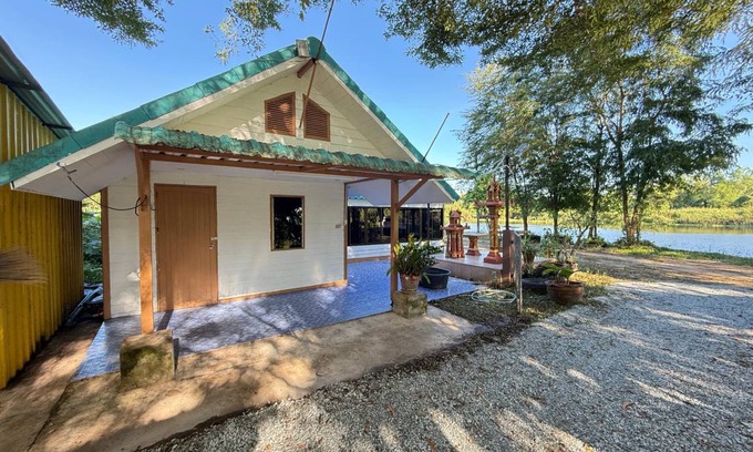 Bang Lamung House | 40 m² Bungalow ∙ 3 guests