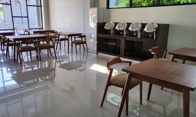 Bengkulu Hotel | 40 m² Hotel ∙ 2 bedrooms ∙ 3 guests