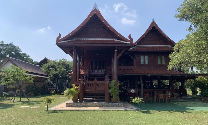 Sam Phran Hotel | 40 m² Hotel ∙ 3 bedrooms ∙ 9 guests