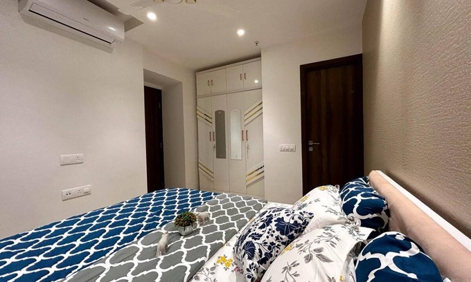 Hiranandani Gardens Apartment | 400 m² Apartment ∙ 1 bedroom ∙ 4 guests