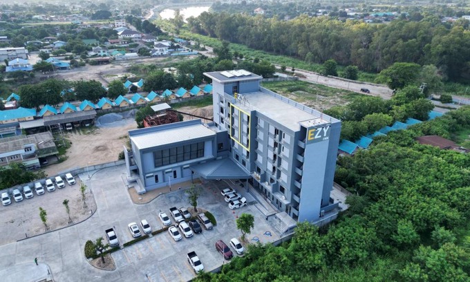 Nakhon Sawan Hotel | 42 m² Hotel ∙ 4 guests