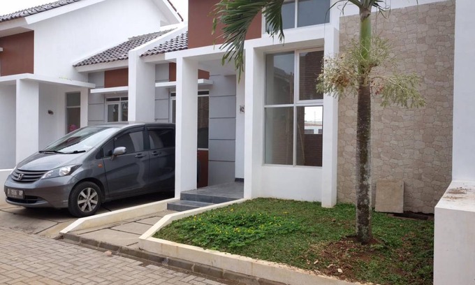 Tasikmalaya House | 45 m² House ∙ 4 guests
