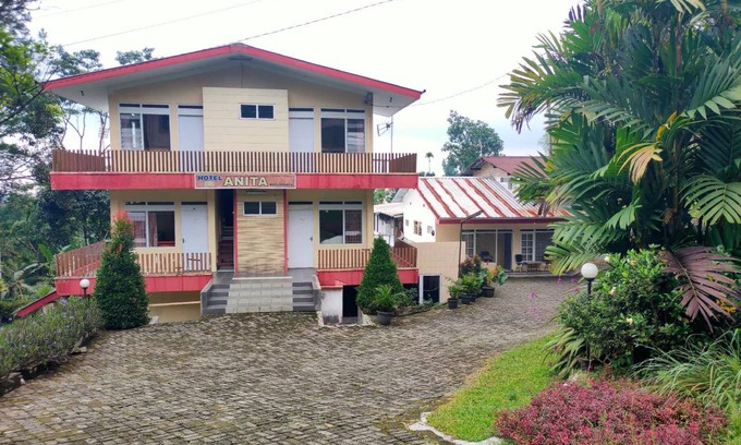 Baturaden Hotel | 50 m² Hotel ∙ 10 guests