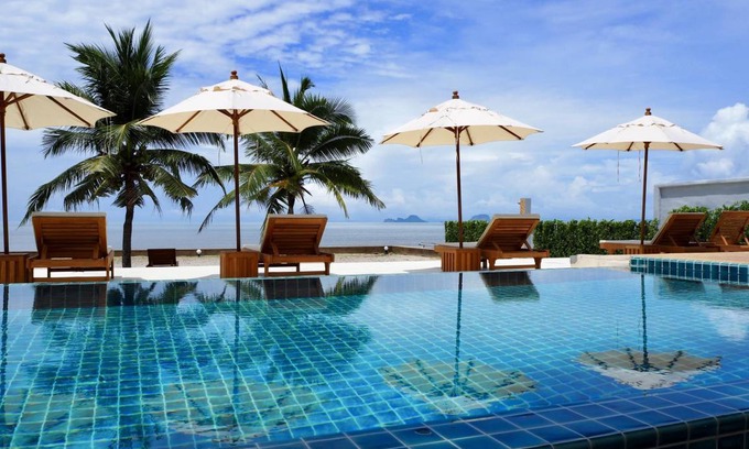 Talingchan Resort | 50 m² Resort ∙ 127 guests