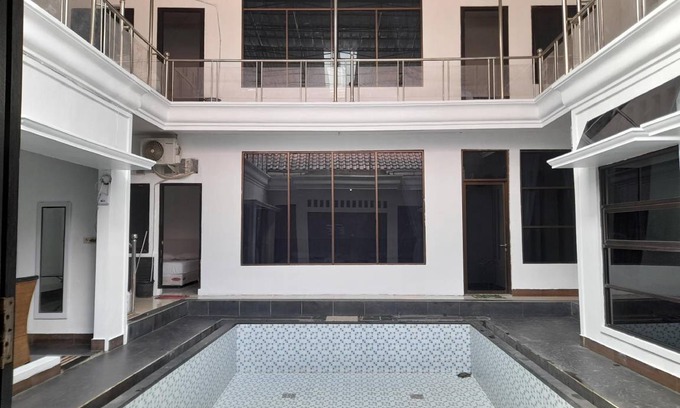 Bogor Villa | 500 m² Villa ∙ 7 bedrooms ∙ 30 guests