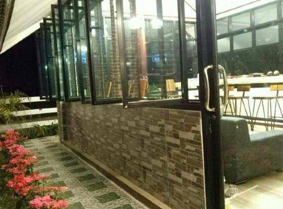 Mueang Ngai Hotel | 54 m² Hotel ∙ 6 guests