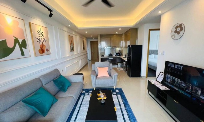 Central District Apartment | 75 m² Apartment ∙ 2 bedrooms ∙ 4 guests