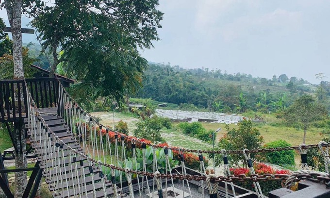 Ambarawa Bed & Breakfast | 80 m² Bed and breakfast ∙ 10 guests