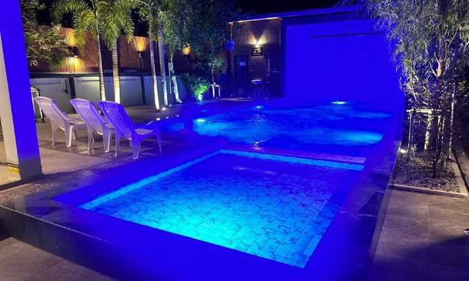 Na Chom Thian Resort | 800 m² Resort ∙ 5 bedrooms ∙ 20 guests
