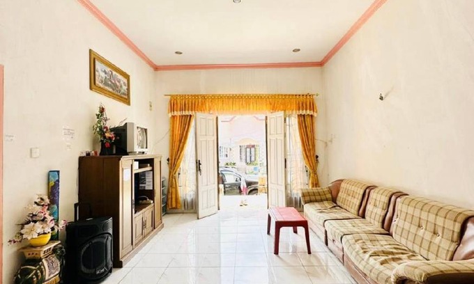 Berastagi Villa | 88 m² Villa ∙ 4 bedrooms ∙ 12 guests