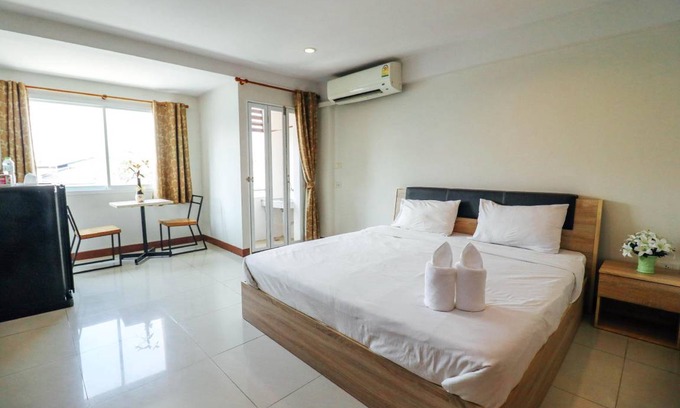 Suphan Buri Apartment | Apartment ∙ 6 bedrooms ∙ 2 guests