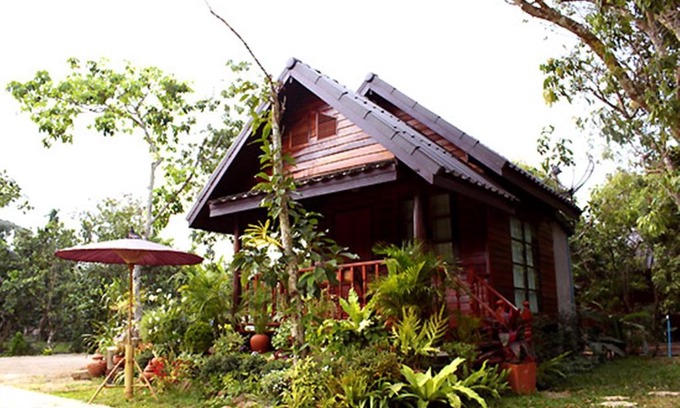 Bang Khonthi Resort | Baansuan Lychee Maeklong Resort Ampawa
