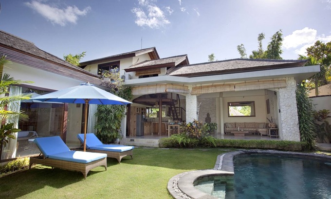 Berawa Villa | Bali Canggu 2BR Private Pool Villa