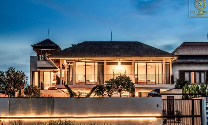Berawa Villa | Brand New Luxury Villa 4 bed rooms near Berawa Beach
