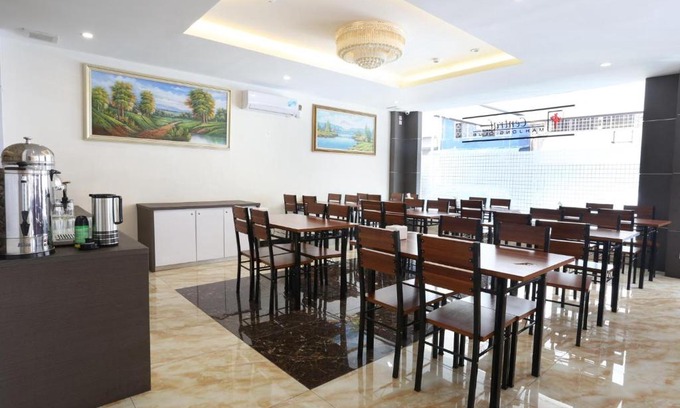 Lubuk Baja Hotel | City Central Hotel