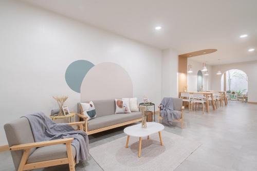 Bang Phlat Hostel | COROOM BKK
