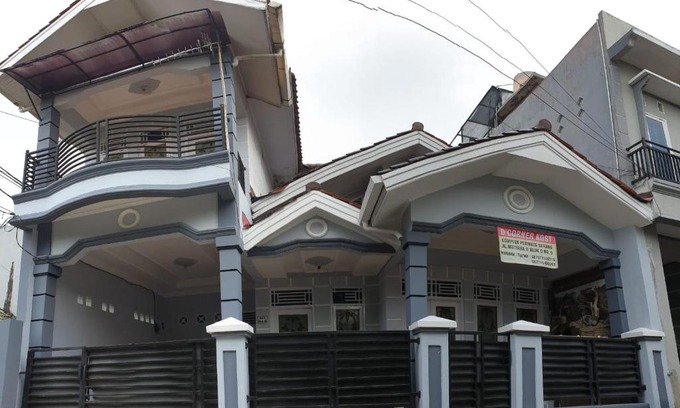 Serang Hostel | D'Corner House (Woman Only)