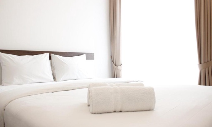 Arjuna Apartment | Deluxe & Chic 2BR Apartment at Landmark Residence By Travelio
