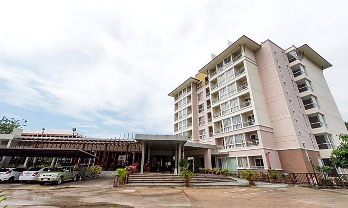 Nong Prue Hotel | Eastiny Resort & Spa