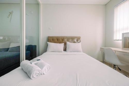 Pondokcina Apartment | Elegant with Modern Design 1BR Apartment at Atlanta Residences By Travelio