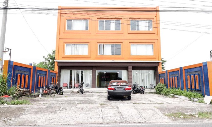 Berbah Hostel | Graha LPP Pramindo Inn