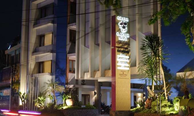 Solo City Centre Hotel | GRAND ORCHID HOTEL SOLO
