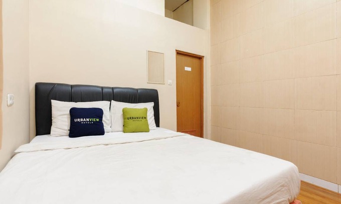 Tanjung Duren Utara Hotel | Hotel ∙ 2 guests