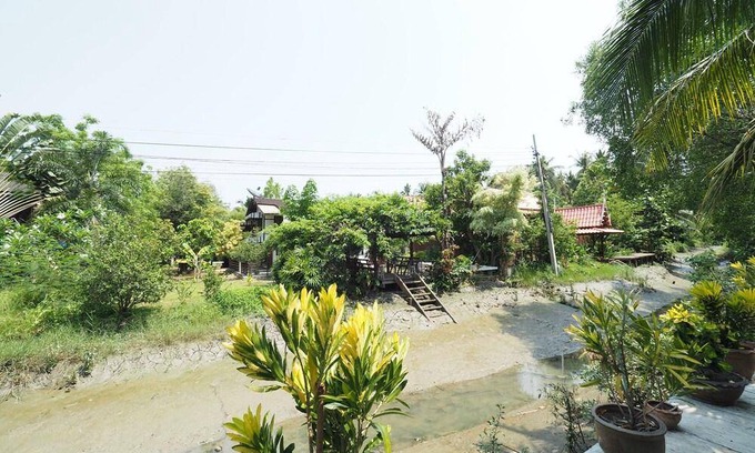 Samut Songkhram Hotel | Hotel ∙ 3 guests