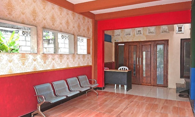 Cilacap Hotel | Hotel ∙ 4 guests