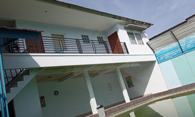 West Bandung House | Larochelle villa pool view