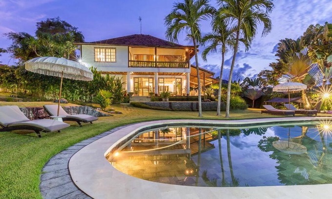 Umalas Villa | Luxury Villa Angsa Canggu