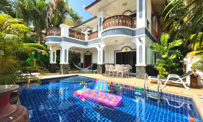 South Pattaya Villa | MADEE VILLA - PATTAYA HOLIDAY HOUSE - WALKING STREET