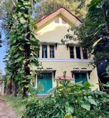 Cigadung Hostel | MiTS Youth Hostel