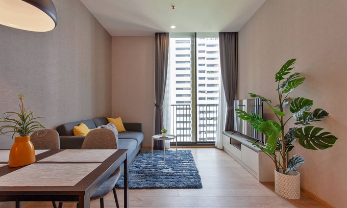 Nana Condo | Modern 2 bedroom apartment in luxury condo in Asok neighbourhood