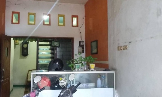 Bungurasih House | Motel ∙ 8 guests