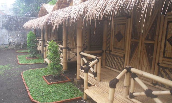 Jawa Timur House | Motel ∙ 8 guests