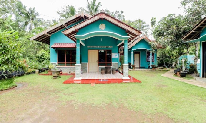 Kalirejo House | Motel ∙ 8 guests