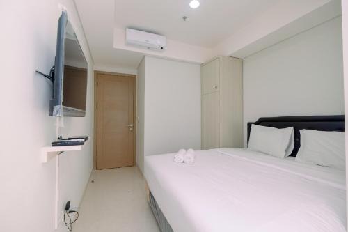 Pantai Indah Kapuk Apartment | New Furnished 1BR Apartment at Gold Coast near PIK By Travelio