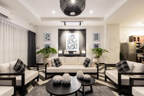 Huay Kaew Villa | Nimman Nest AndLae Living