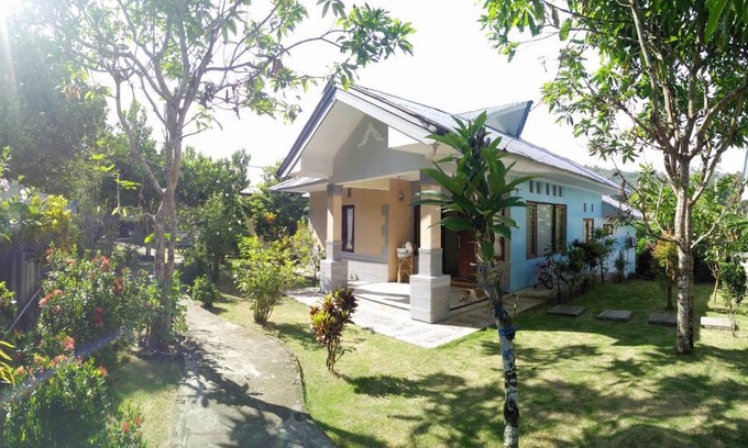 Salahutu Resort | Private room ∙ 2 guests