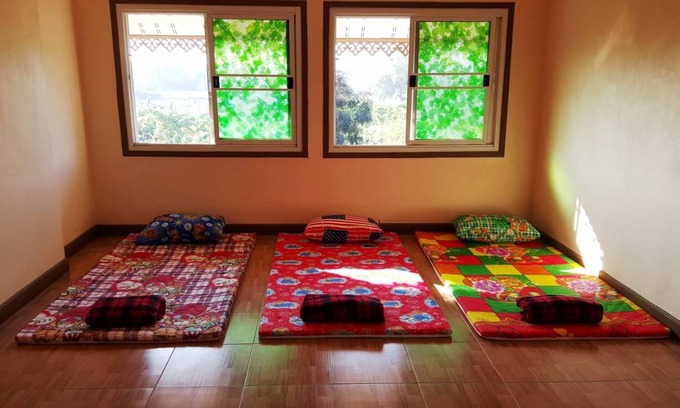 Ratchaburi Resort | Private room ∙ 3 guests