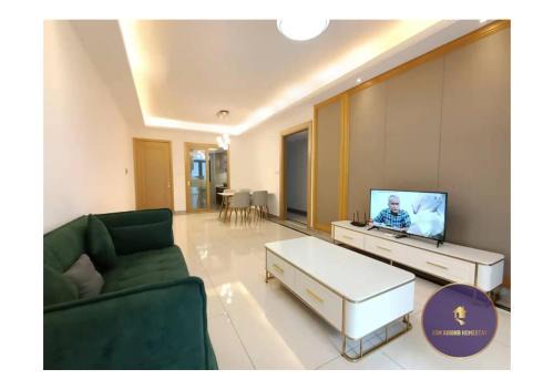 Central District Apartment | R&F princess cove premium Homestay famaily