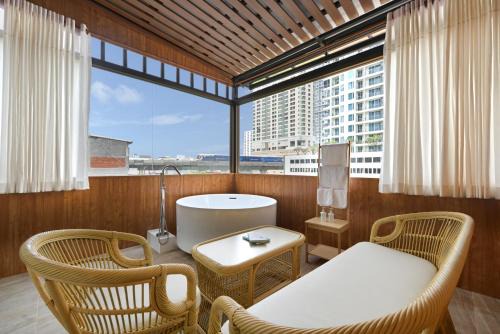 Pathumwan Hostel | Ratchathewi Hyde Away