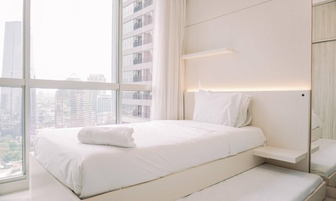 Kuningan Apartment | Spacious And Warm 2Br At Ciputra World 2 Apartment
